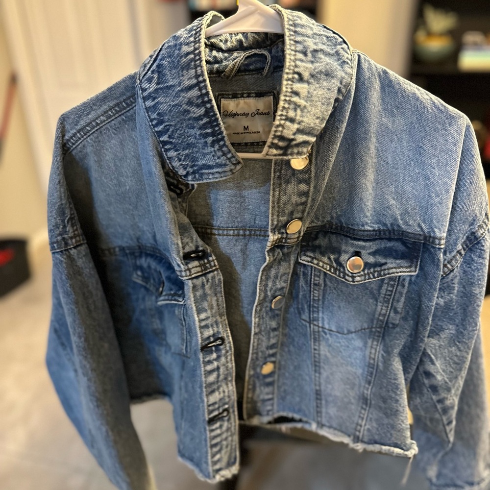 Light denim jacket mid waist
